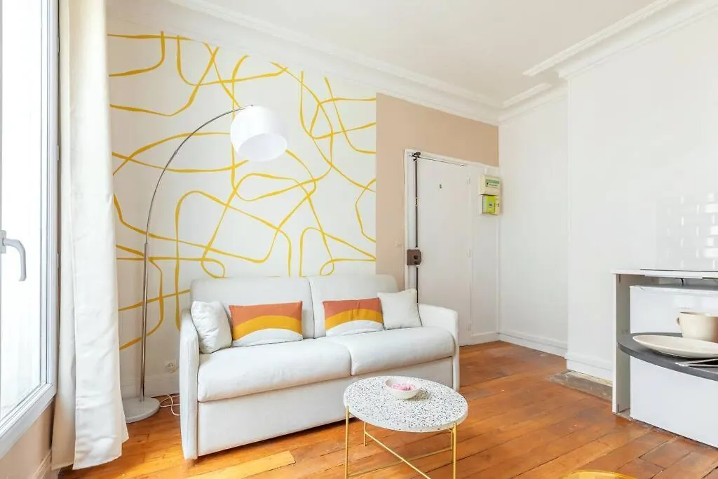 Joli 2 Pieces Dans Un Agreable Quartier De Paris Apartment