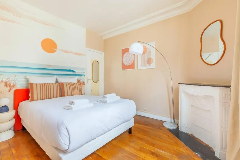 Joli 2 Pieces Dans Un Agreable Quartier De Paris Apartment 0*,  France